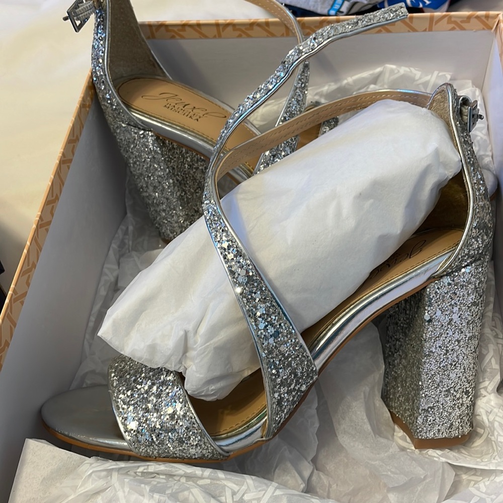 Badgley mischka heels